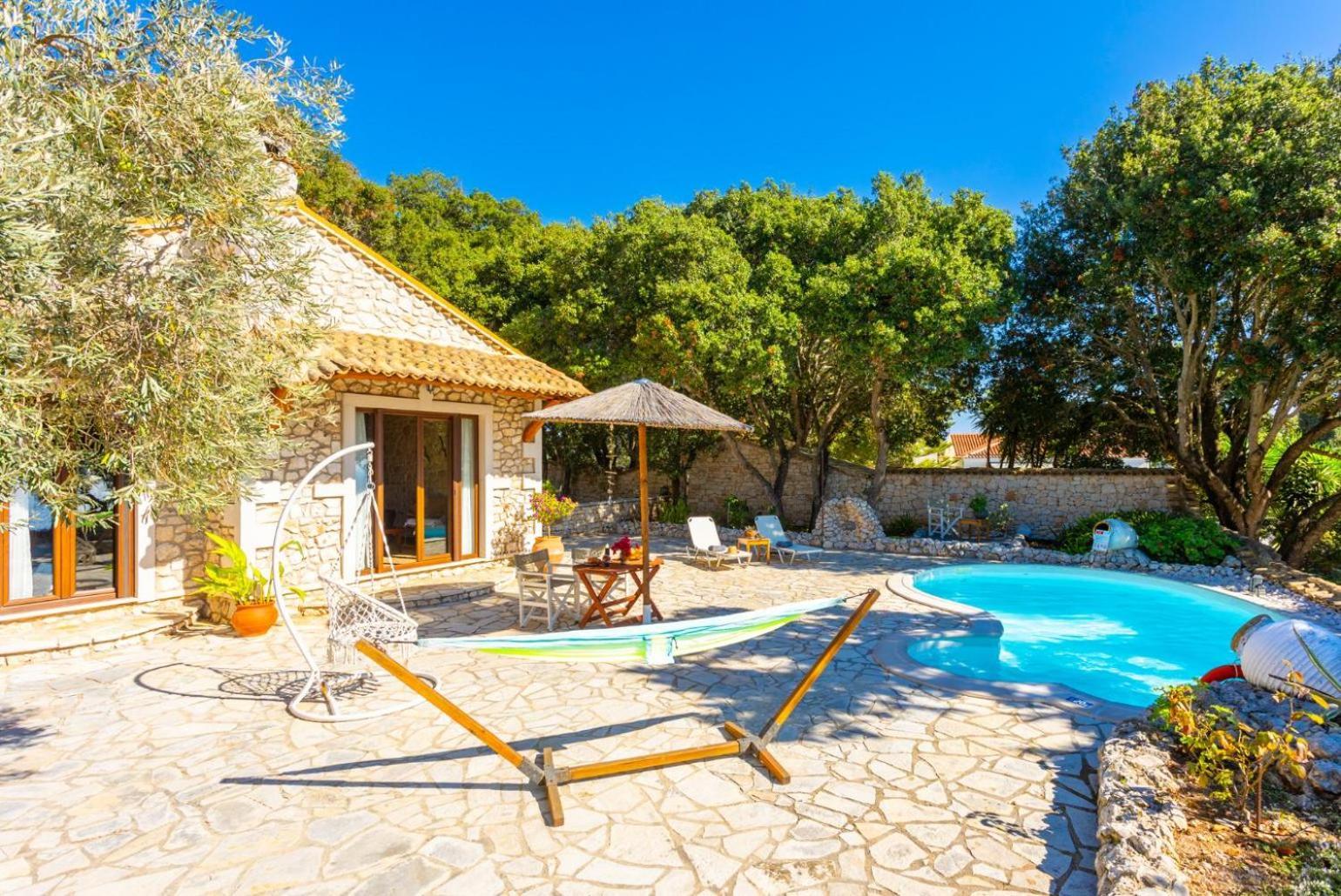 Villa Nionios Vlachopoulatika Exterior photo