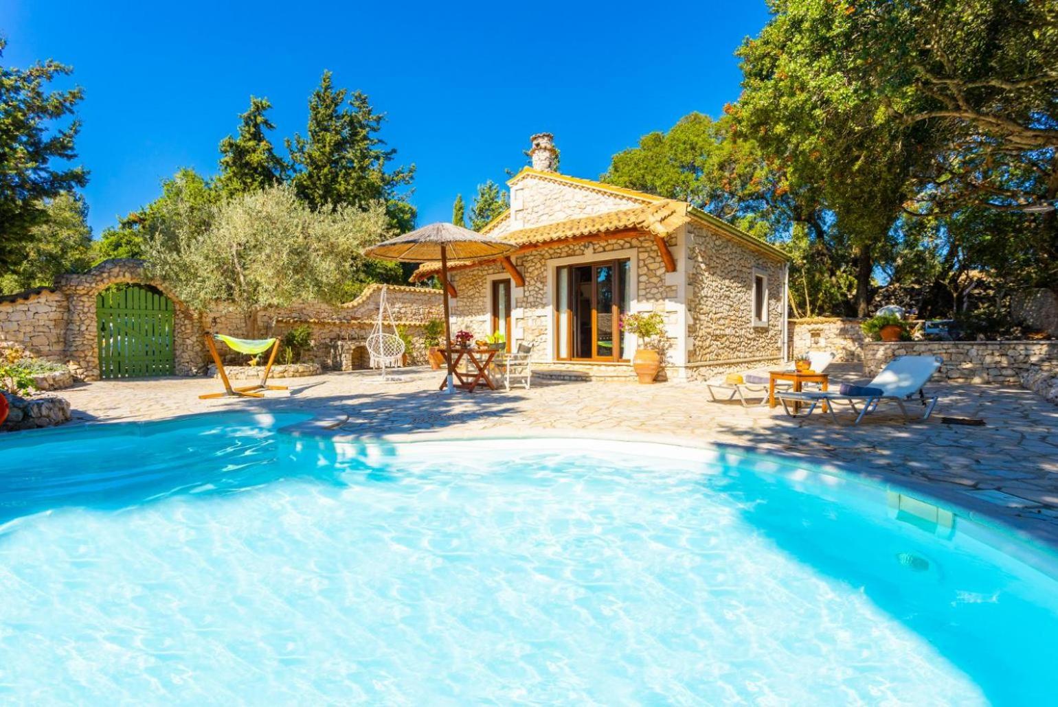 Villa Nionios Vlachopoulatika Exterior photo